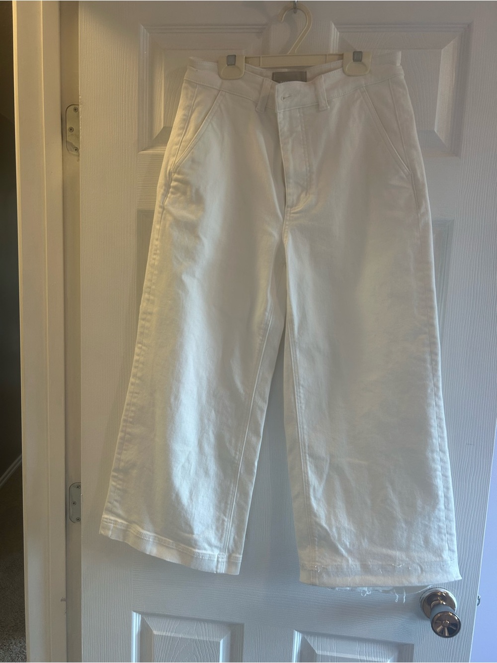 Everlane White Cropped Wide-Leg Jeans - Clean High-Rise